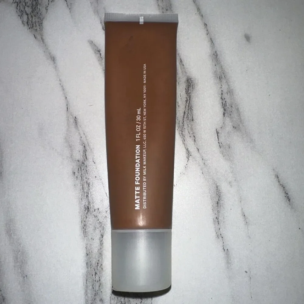 MILK MAKEUP Blur Liquid Matte Foundation - 1 fl oz / 30 mL Warm deep - NEW